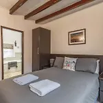 Entire 2 Bedroom In