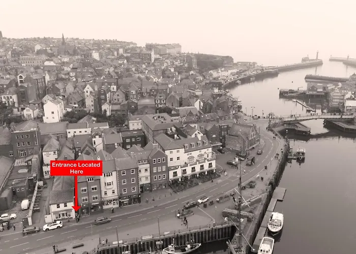 Entire 2 Bedroom In *